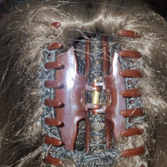 Hair - Picture 4 of 7